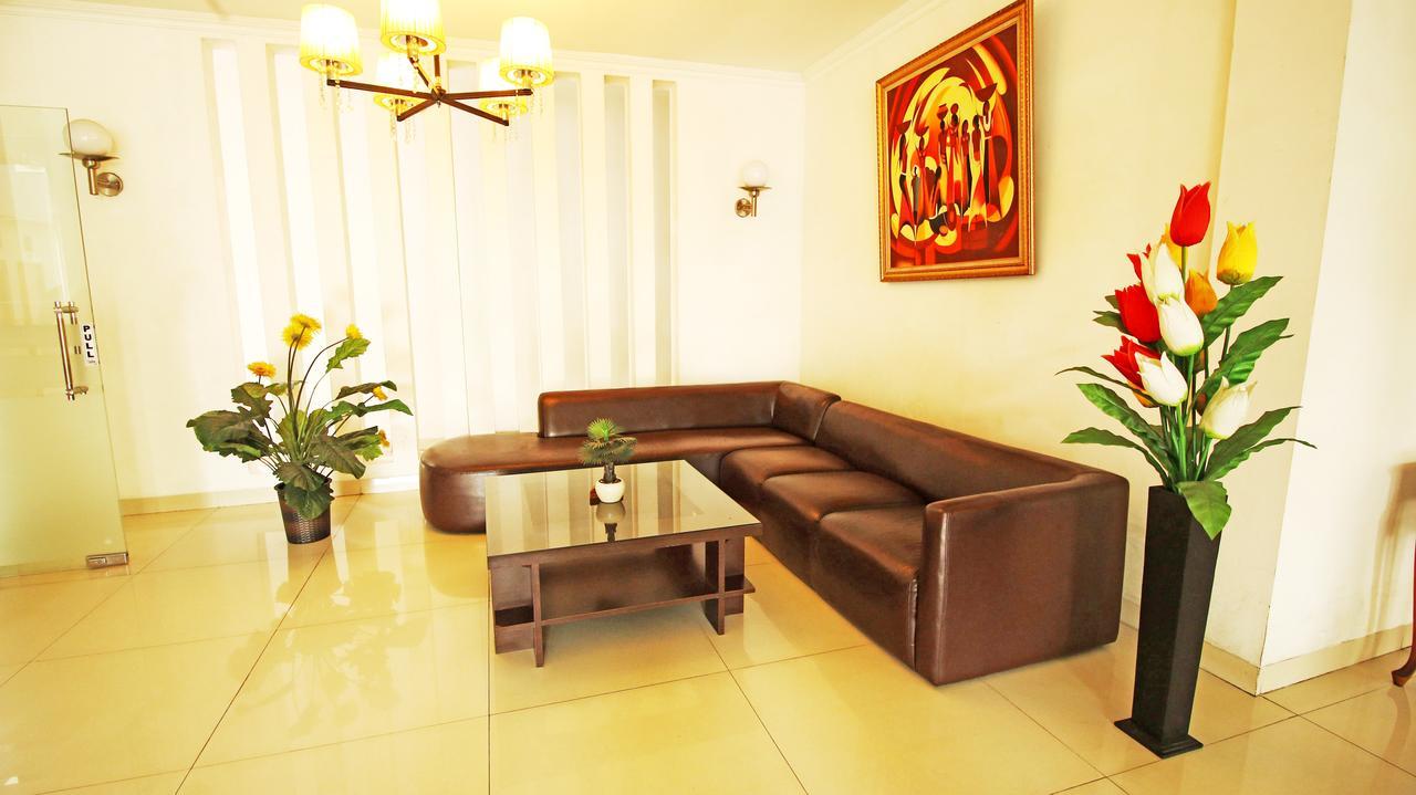 Zen Rooms Mundinglaya Dago Bandung Bagian luar foto